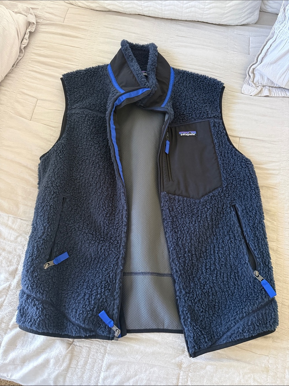 Patagonia Men's Dark Navy Sherpa Vest with Blue Trim
